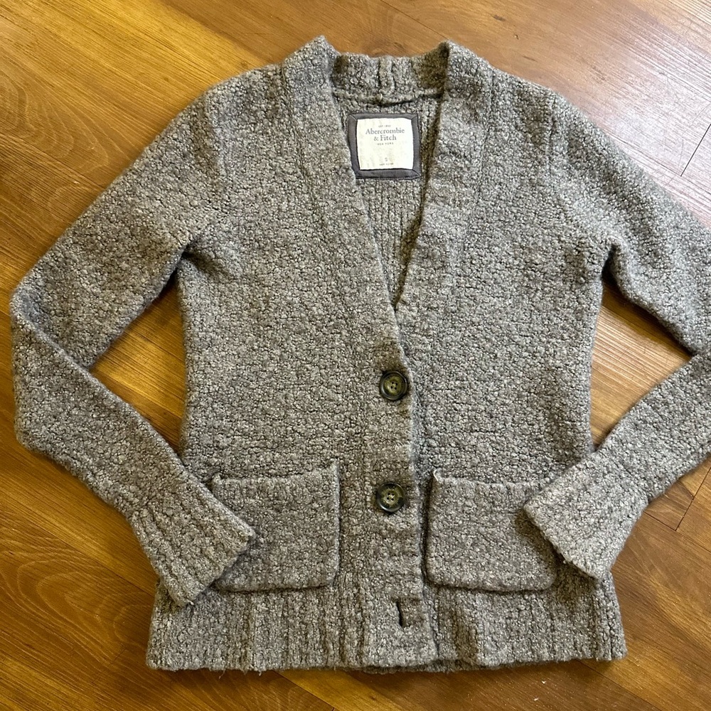 Abercrombie and fitch cardigan